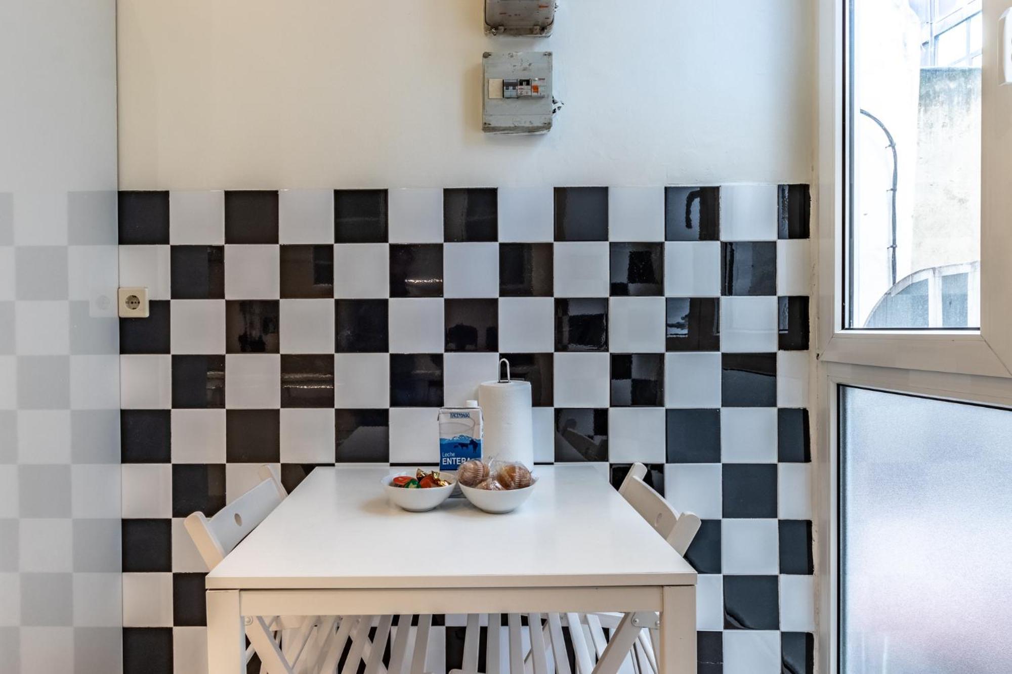 Encantador Apartamento En El Casco Antiguo De Більбао Екстер'єр фото